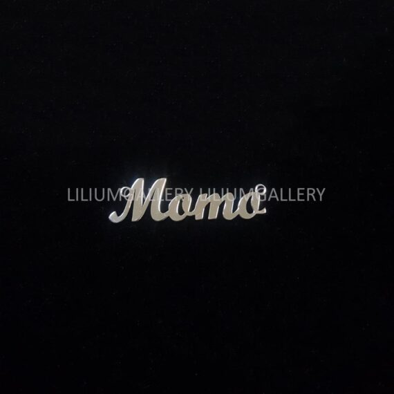 گردنبند پلاک طلا به اسم مومو