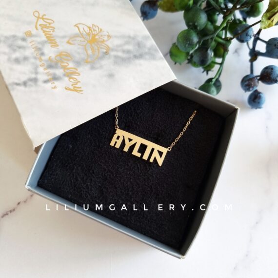 پلاک اسم طلا آیلین