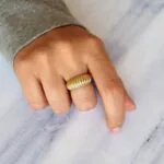 انگشتر طلا زنانه طرح صدف