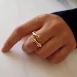 انگشتر زنانه طلا طرح آغوش